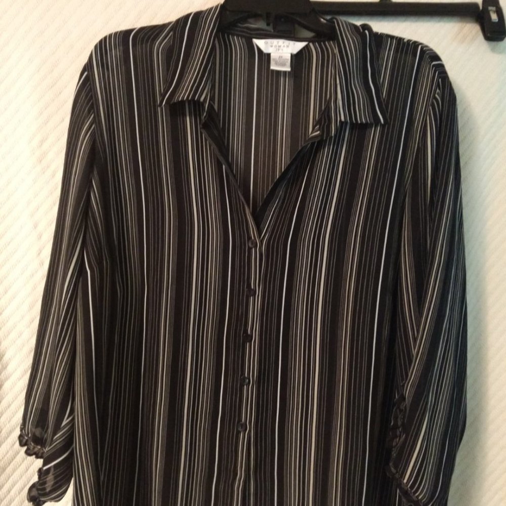3/4 sleeve black white stripes blouse button down